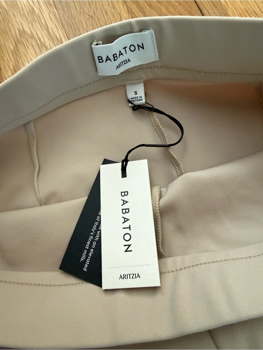 Aritzia Stemma Pants - Picture 7 of 7